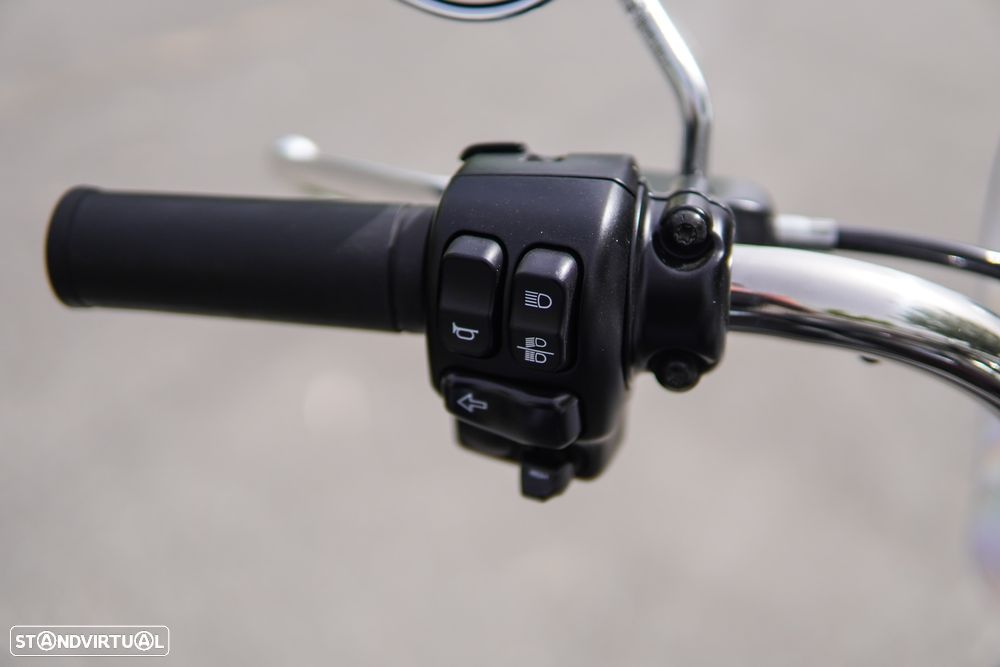 Harley-Davidson Road King Classic - 52