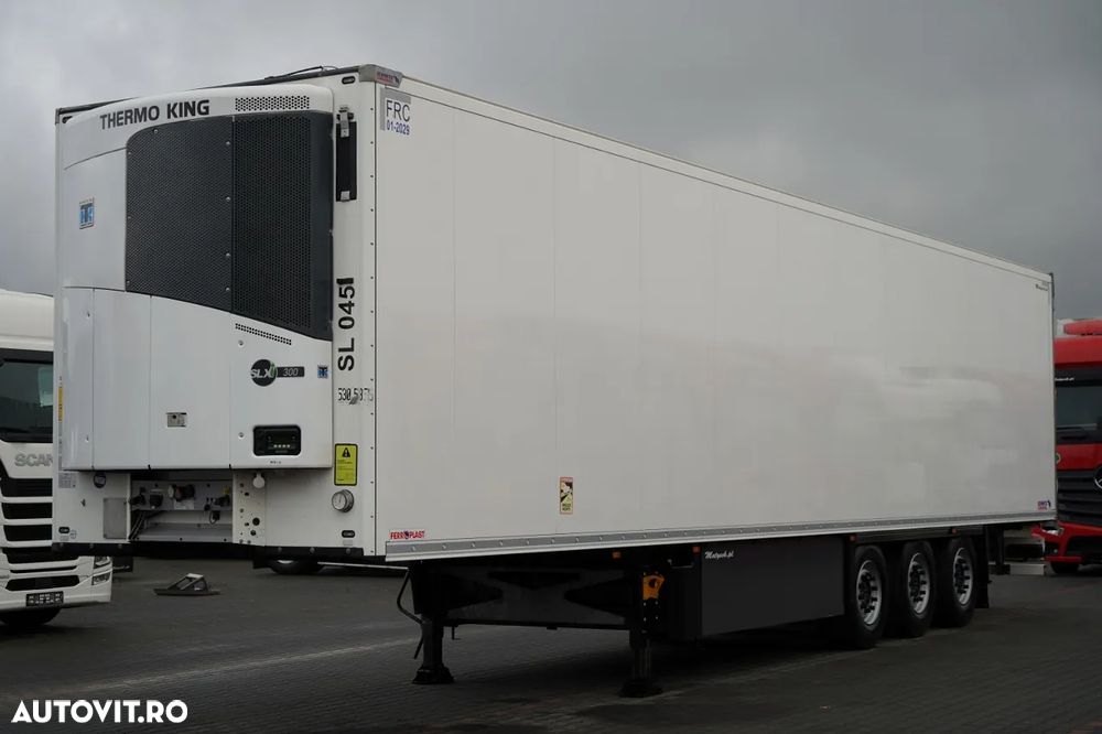 Schmitz Cargobull CARGOBULL / REFRIGERAT / UNITATE THERMO KING NOUĂ / SLX 300 / 0 ORE / DOPPELSTOCK