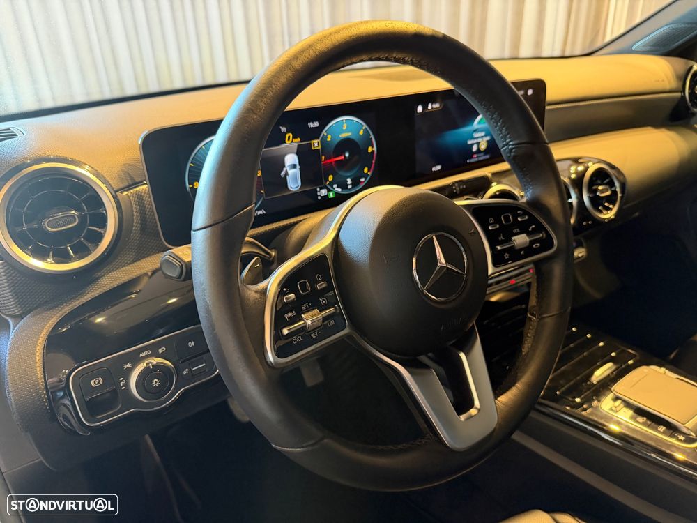 Mercedes-Benz A 180 d 7G-DCT Progressive - 19