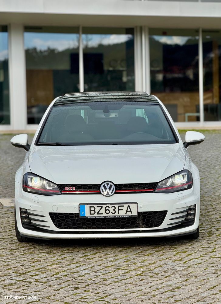 VW Golf GTI Performance BlueMotion DSG - 4