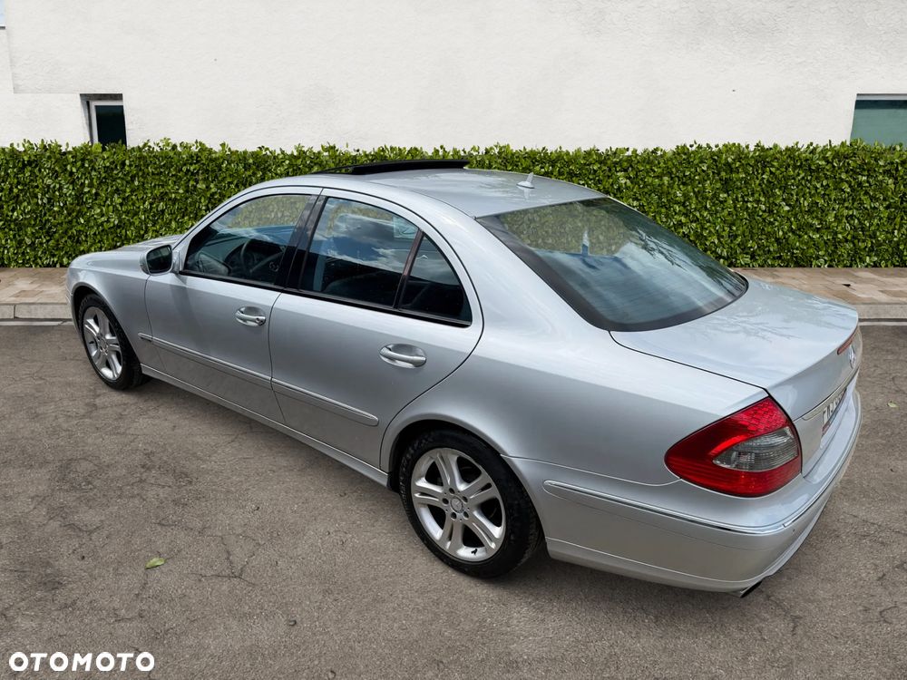 Mercedes-Benz Klasa E 320 CDI 7G-TRONIC Avantgarde BusinessEDITION - 15