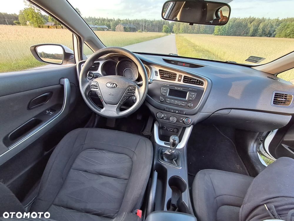 Kia Ceed 1.6 CRDi S - 6