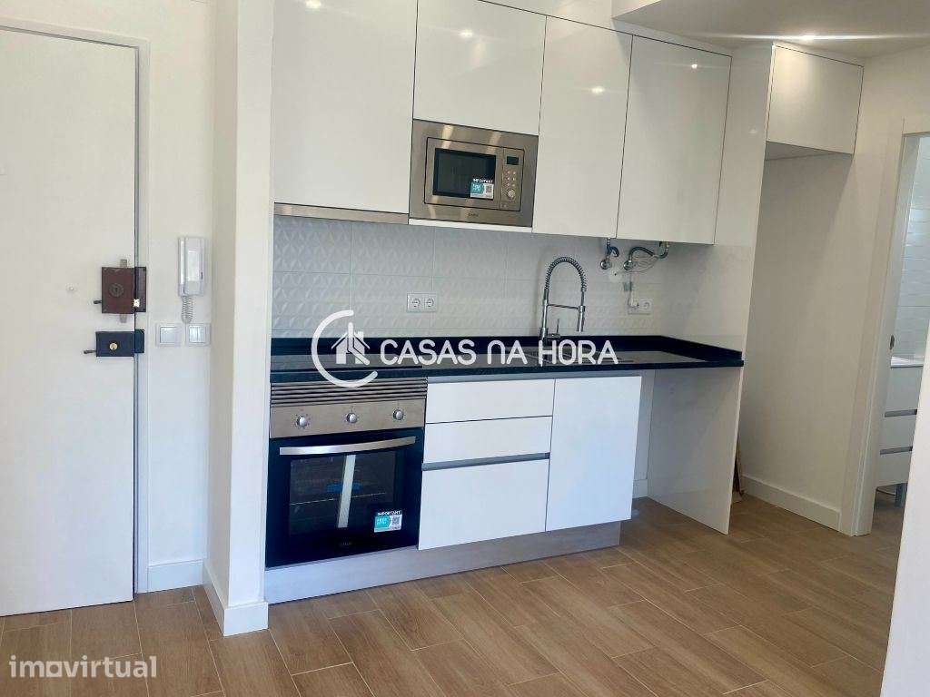 Apartamento T1 no Laranjeiro Remodelado - Grande imagem: 4/16