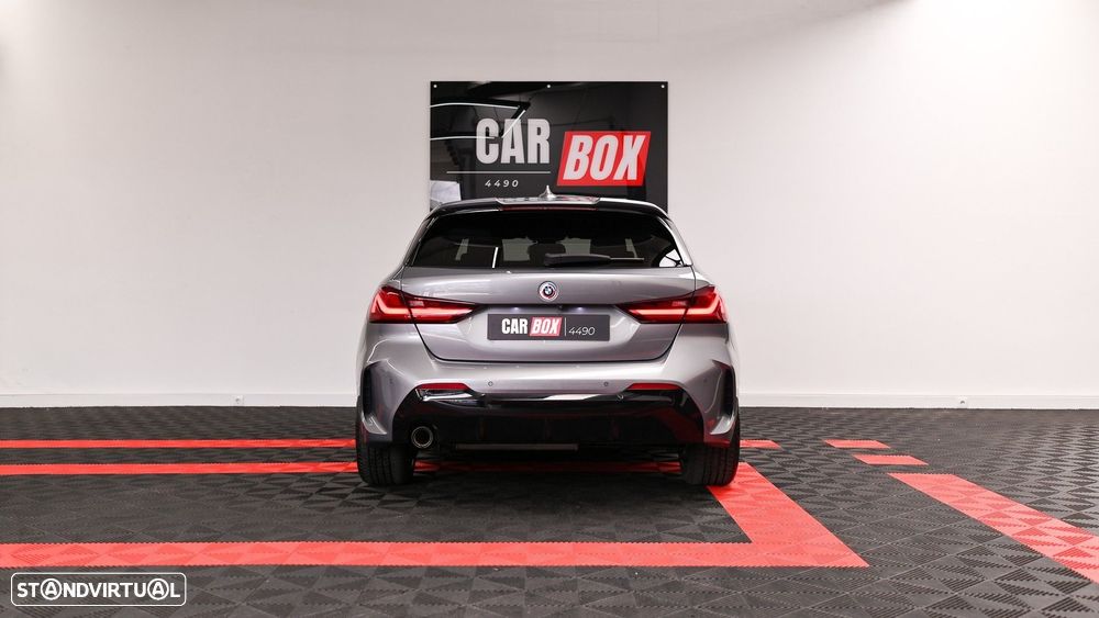 BMW 116 d Pack Desportivo M Auto - 23