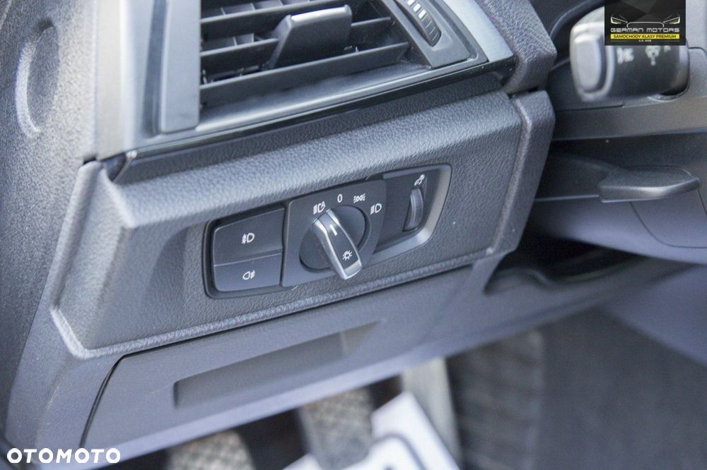 BMW Seria 1 118i M Sport - 27