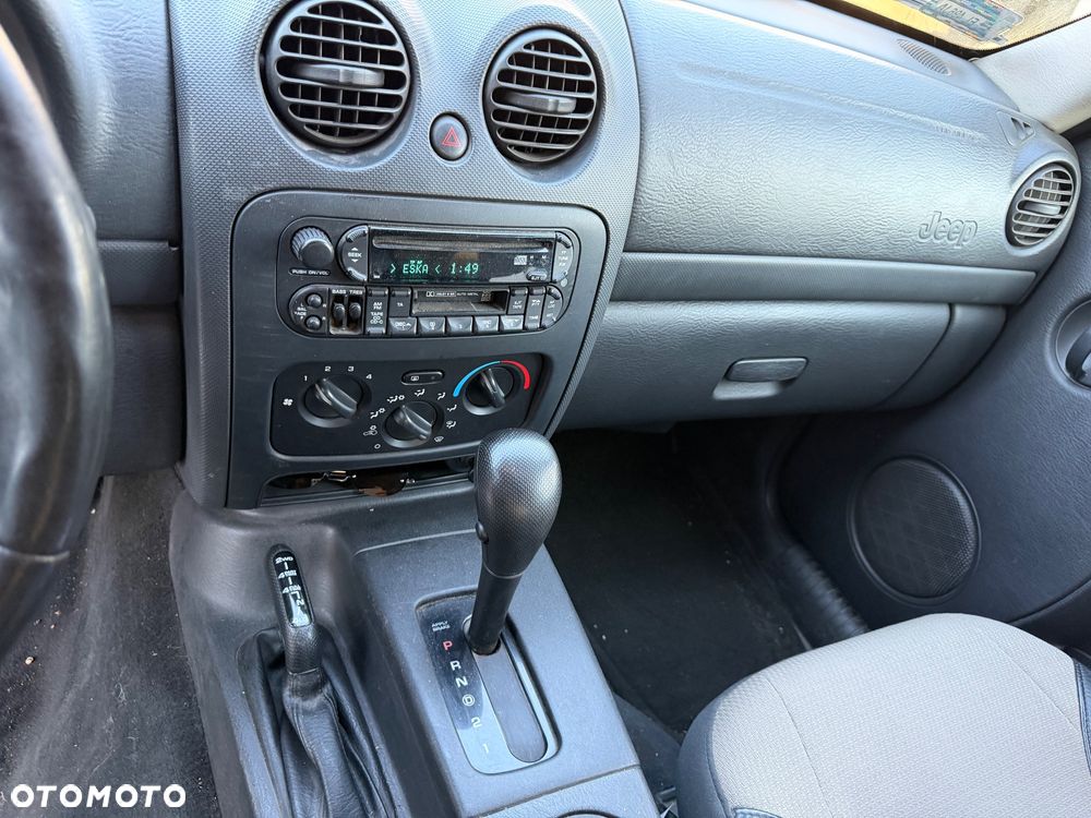 Jeep Cherokee 2.8L CRD Limited - 8