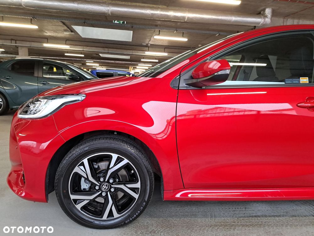 Toyota Yaris Hybrid 1.5 Style - 37