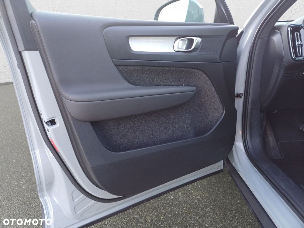 Volvo XC 40 - 11