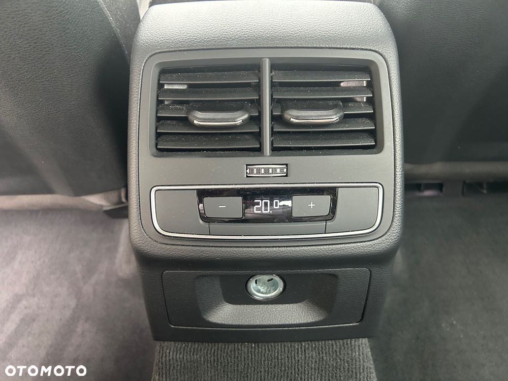 Audi A4 Limousine 35 TFSI mHEV Advanced S tronic - 33
