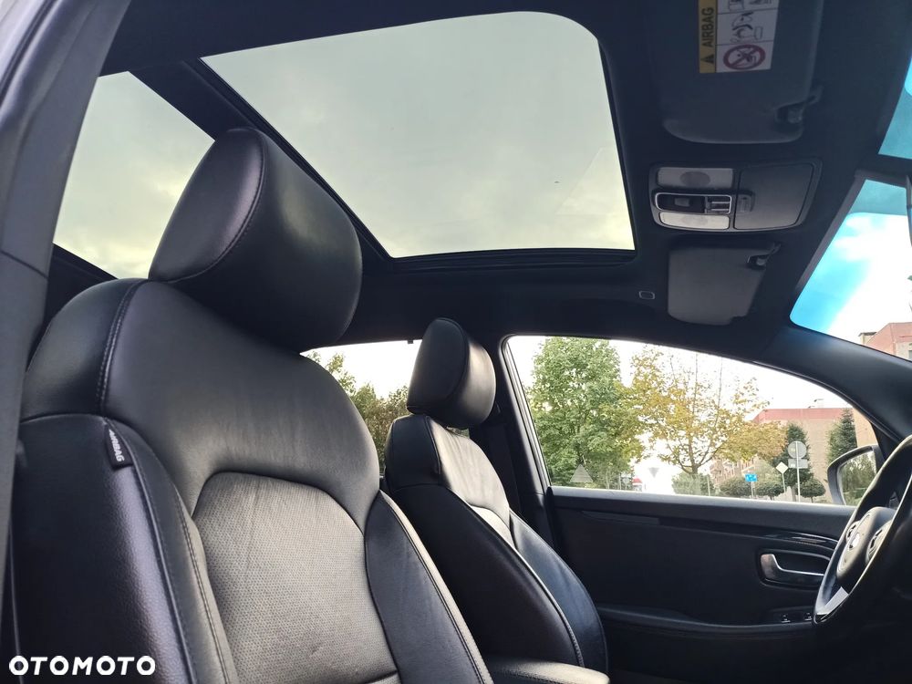 Kia Carens 1.7 CRDi 141 Dream-Team Edition - 15