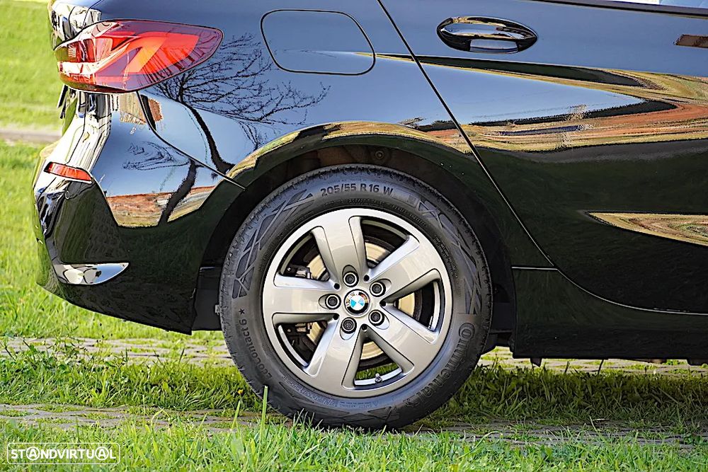 BMW 116 d Auto - 14