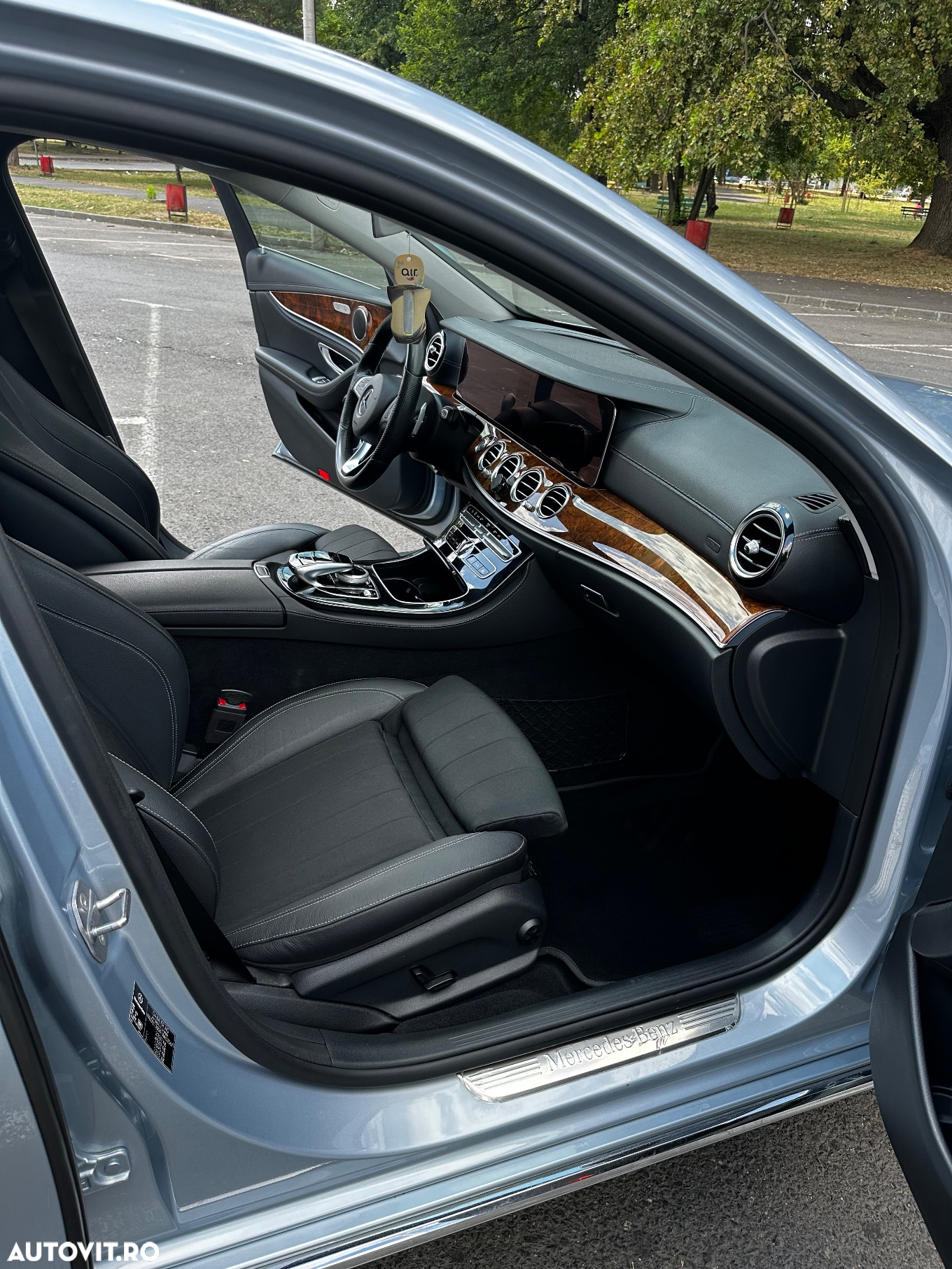 Mercedes-Benz E 220 d Aut. - 13