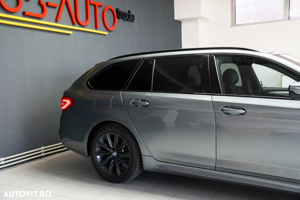 BMW Seria 5 530d xDrive Aut. Sport Line - 9