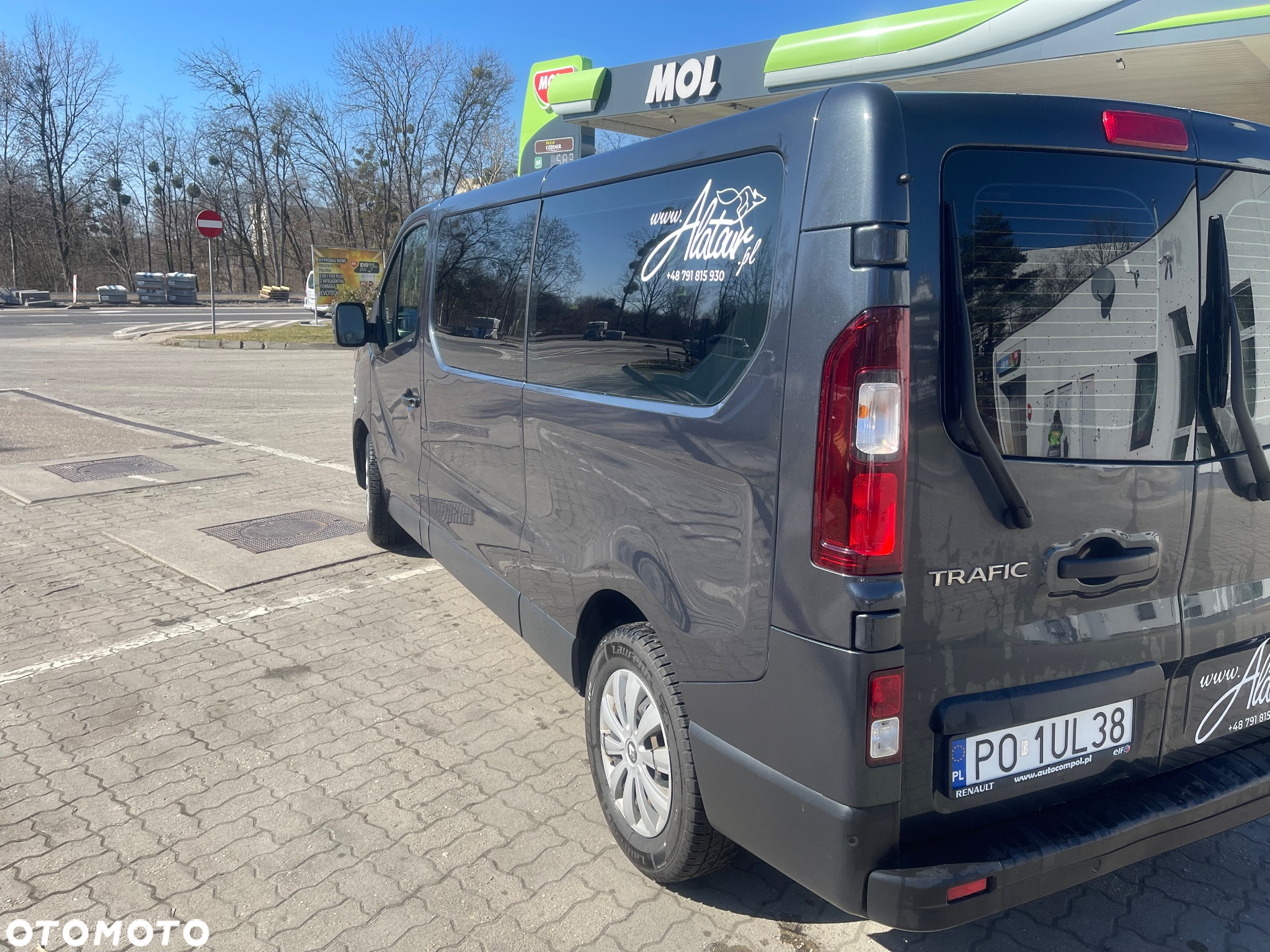 Renault Trafic - 2