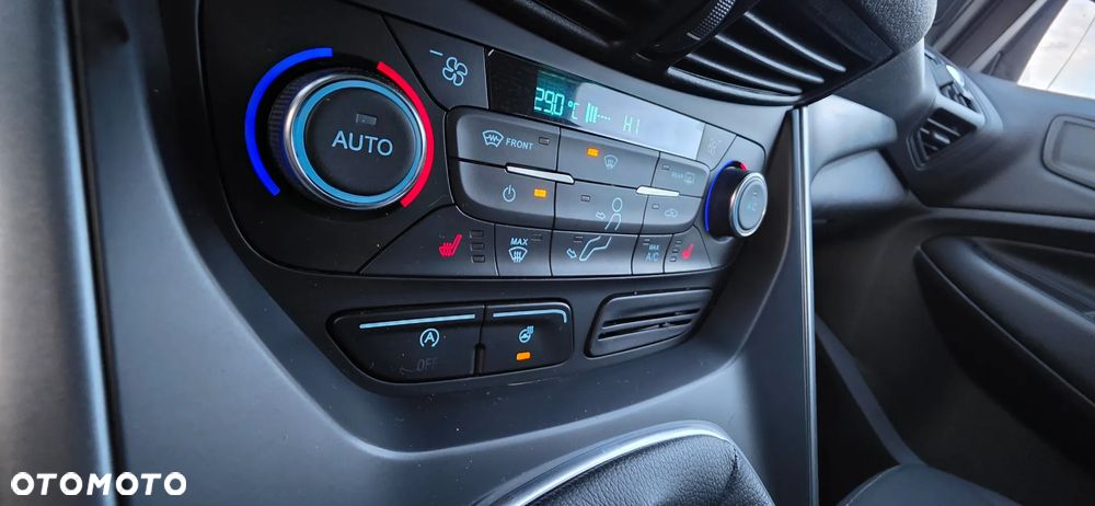 Ford Kuga - 15