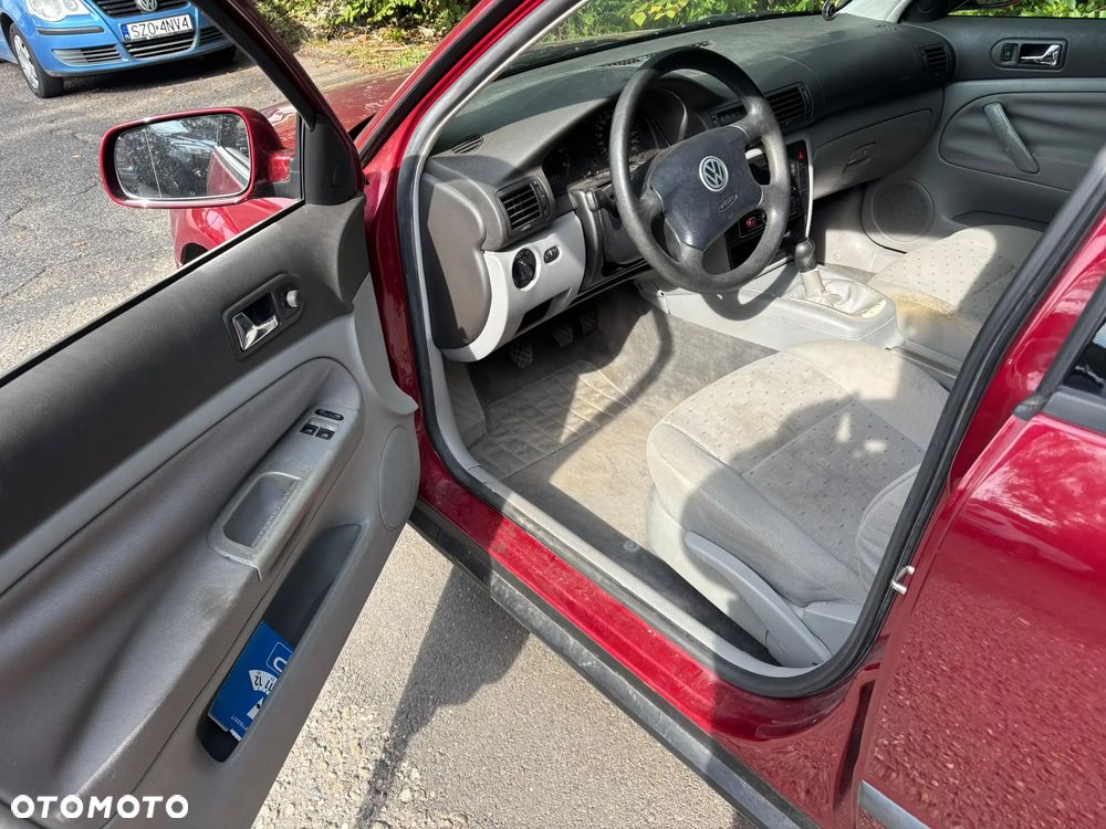 Volkswagen Passat 1.8 Comfortline - 7