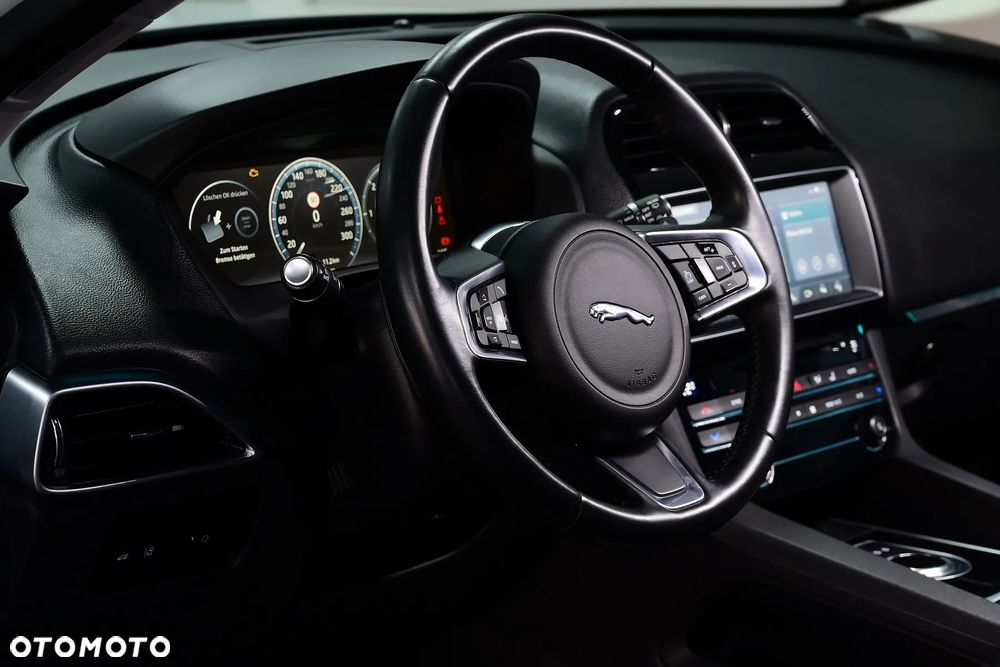 Jaguar F-Pace 2.0 i4D AWD Portfolio - 24