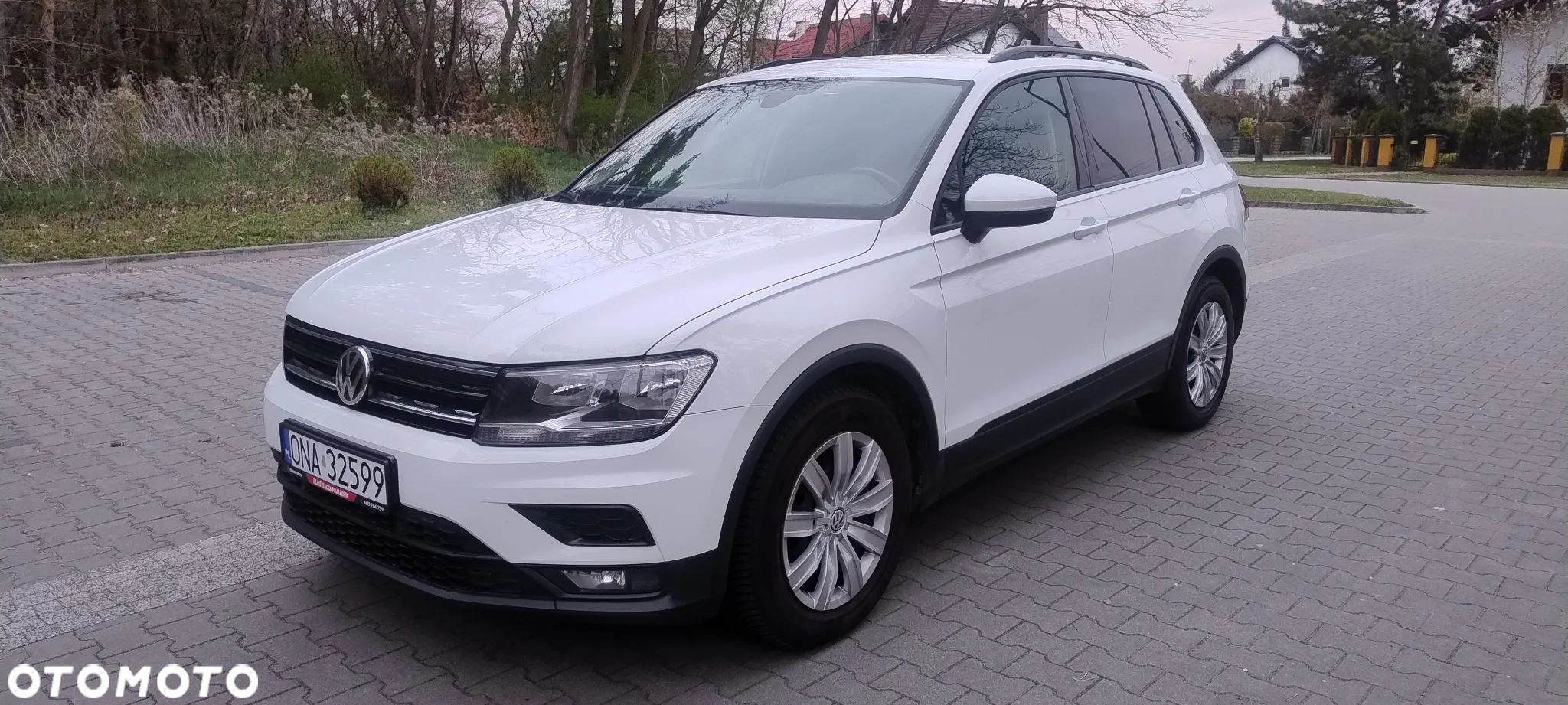 Volkswagen Tiguan - 1