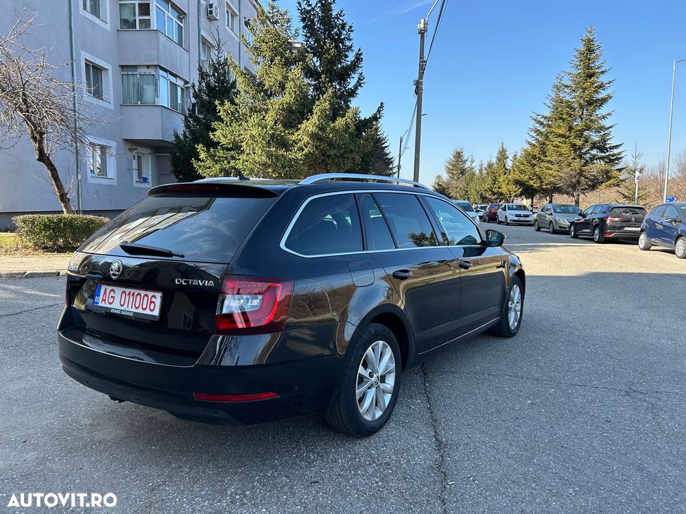 Skoda Octavia 1.6 TDI DSG Premium Edition - 4