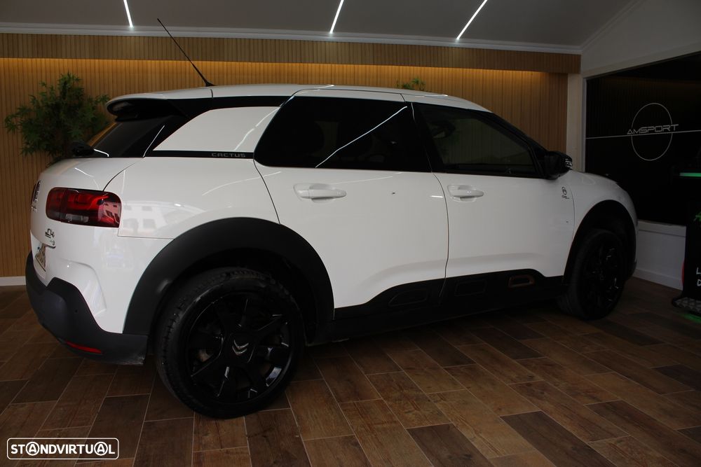 Citroën C4 Cactus 1.2 PureTech Shine - 26