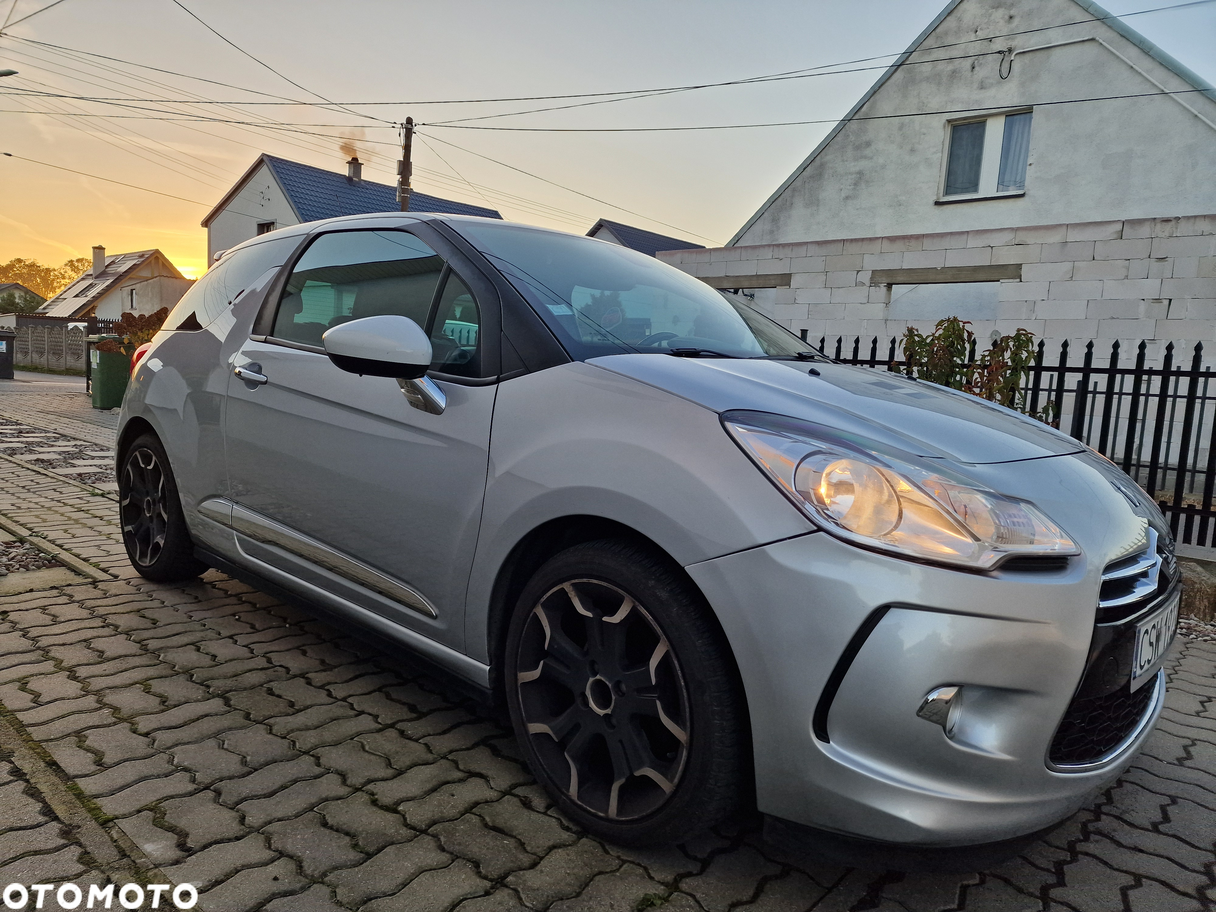 Citroën DS3 1.6 HDi SportChic - 2