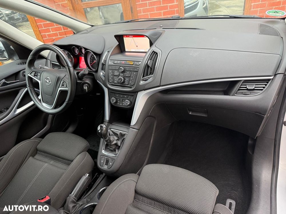 Opel Zafira 1.6 D Start/Stop Active - 18