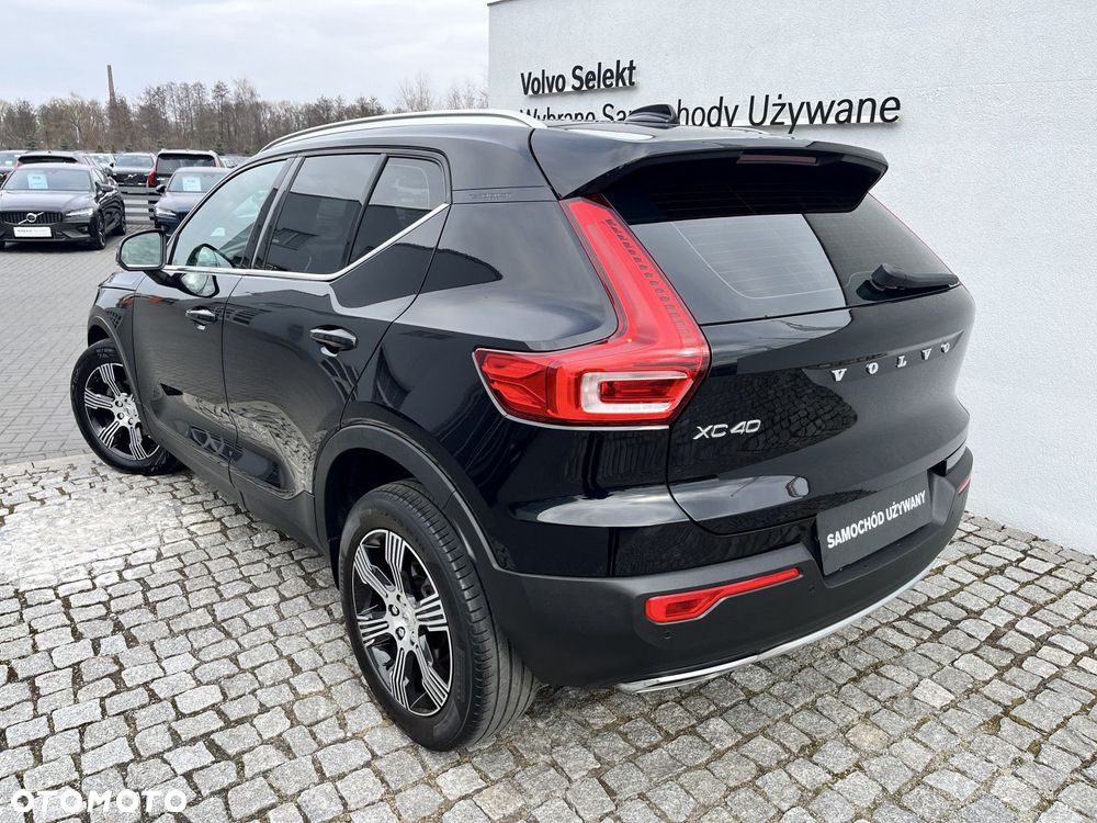 Volvo XC 40 - 35