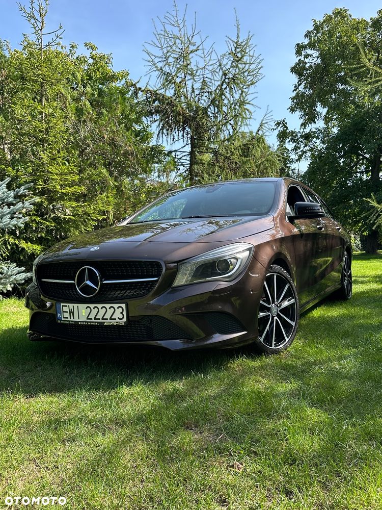 Mercedes-Benz CLA 200 Urban - 34