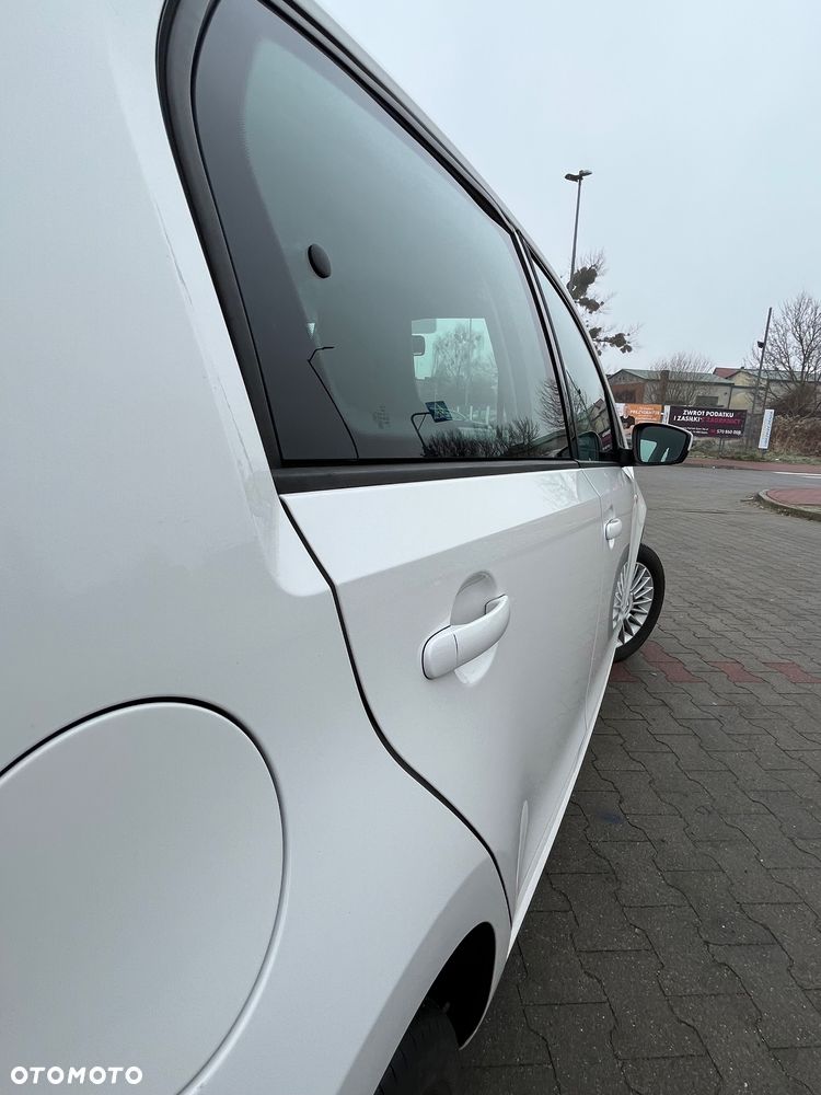 Volkswagen up! 1.0 take EU6 - 4