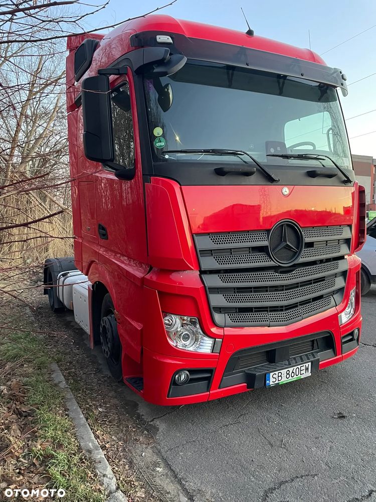Mercedes-Benz Actros - 2