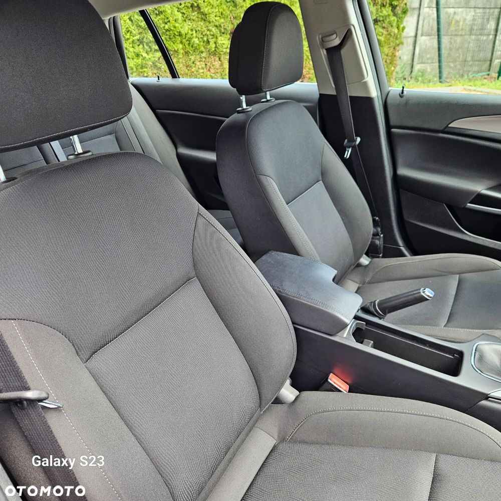 Opel Insignia 1.6 Design Edition - 26