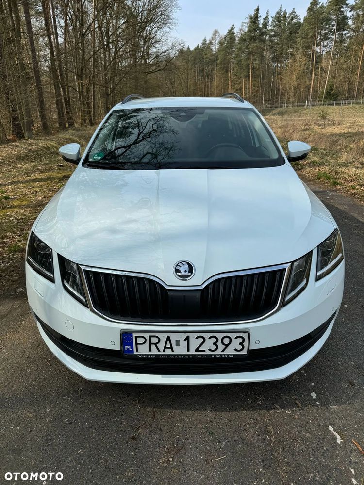 Skoda Octavia 2.0 TDI DSG Ambition - 11