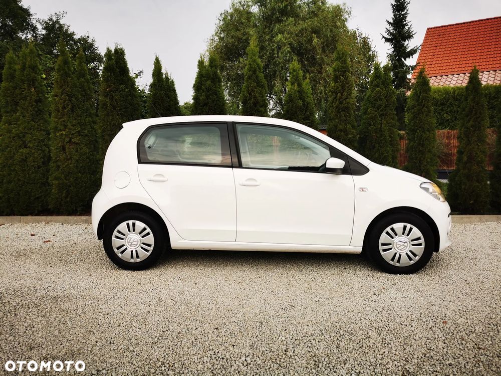 Volkswagen up! high - 8