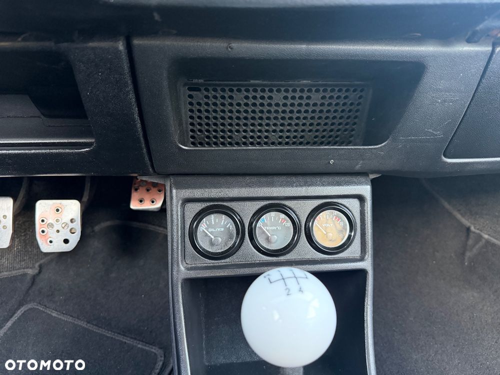 Volkswagen Golf 1.6 CL TD - 13