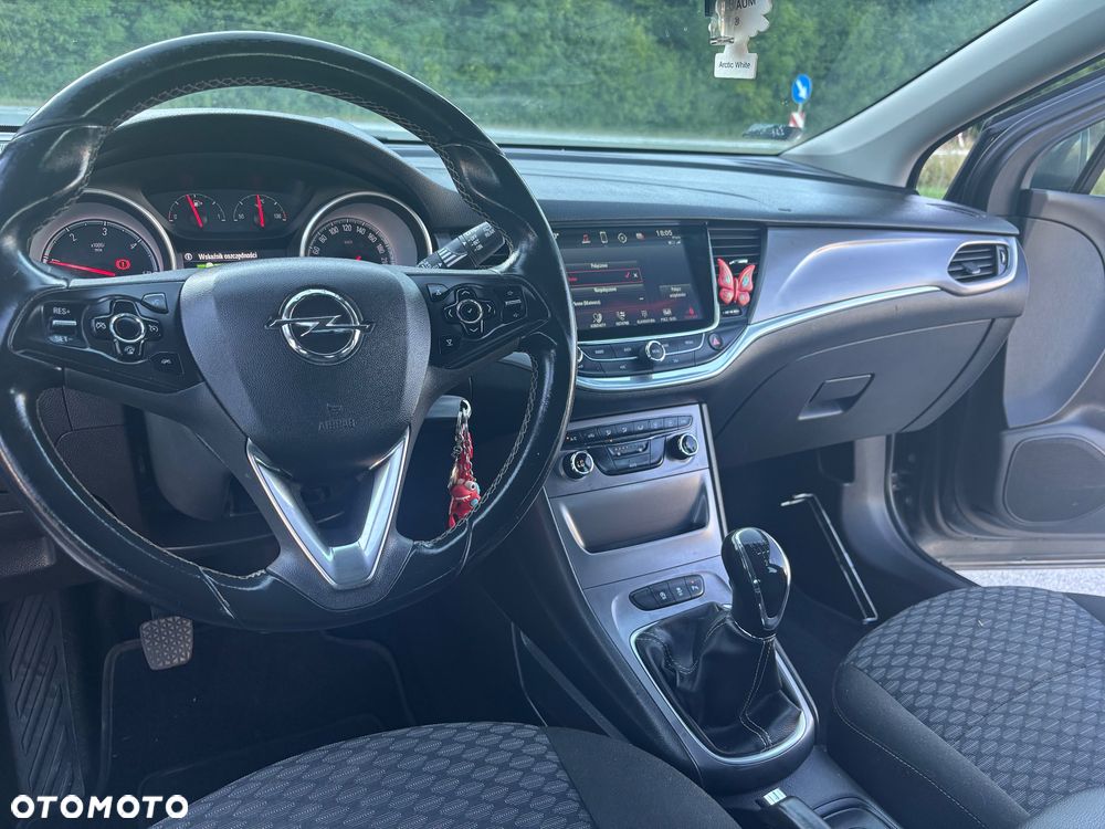 Opel Astra - 9