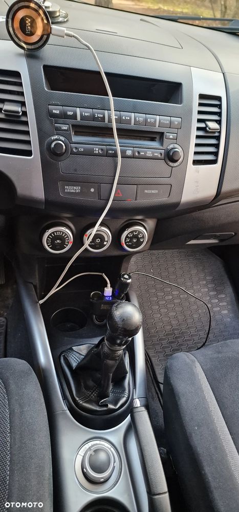 Mitsubishi Outlander 2.0 DID Intense + - 14