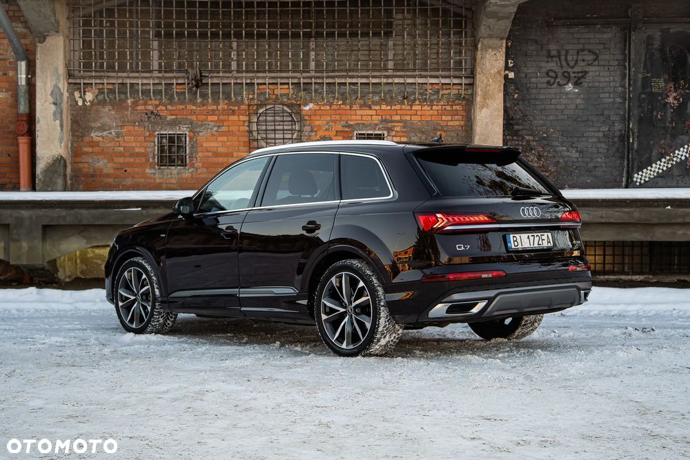 Audi Q7 - 4