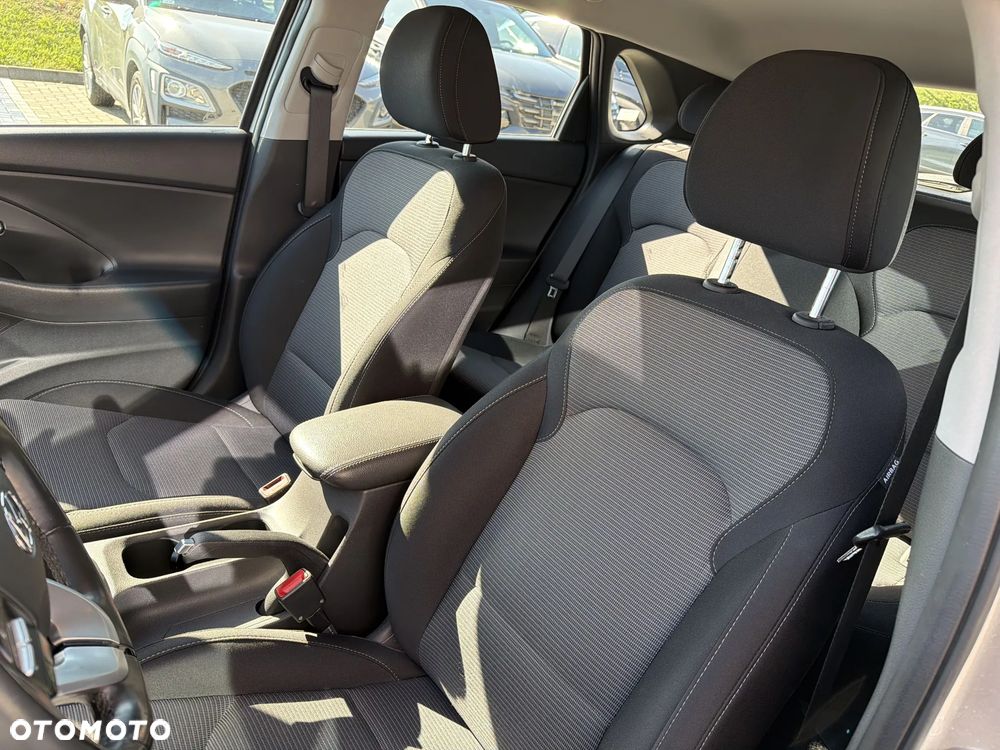 Hyundai i30 1.4 Classic + - 13
