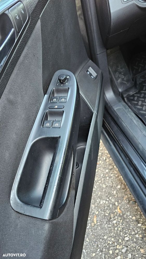 Volkswagen Passat 2.0 TDI DSG Comfortline - 4