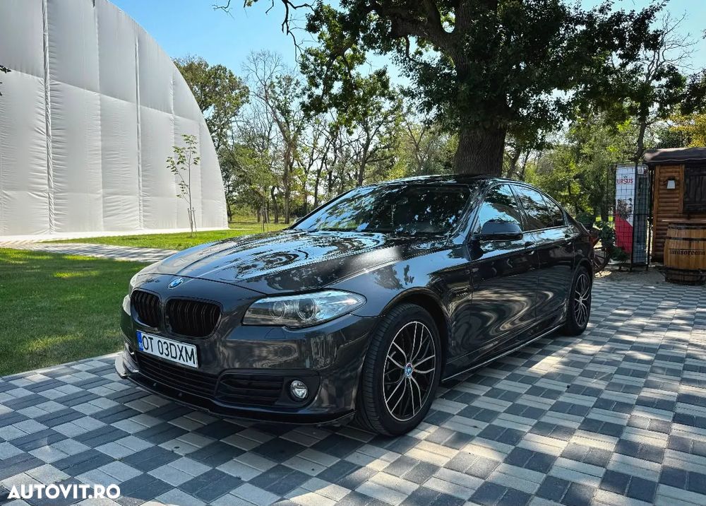 BMW Seria 5 528i xDrive Aut. - 12