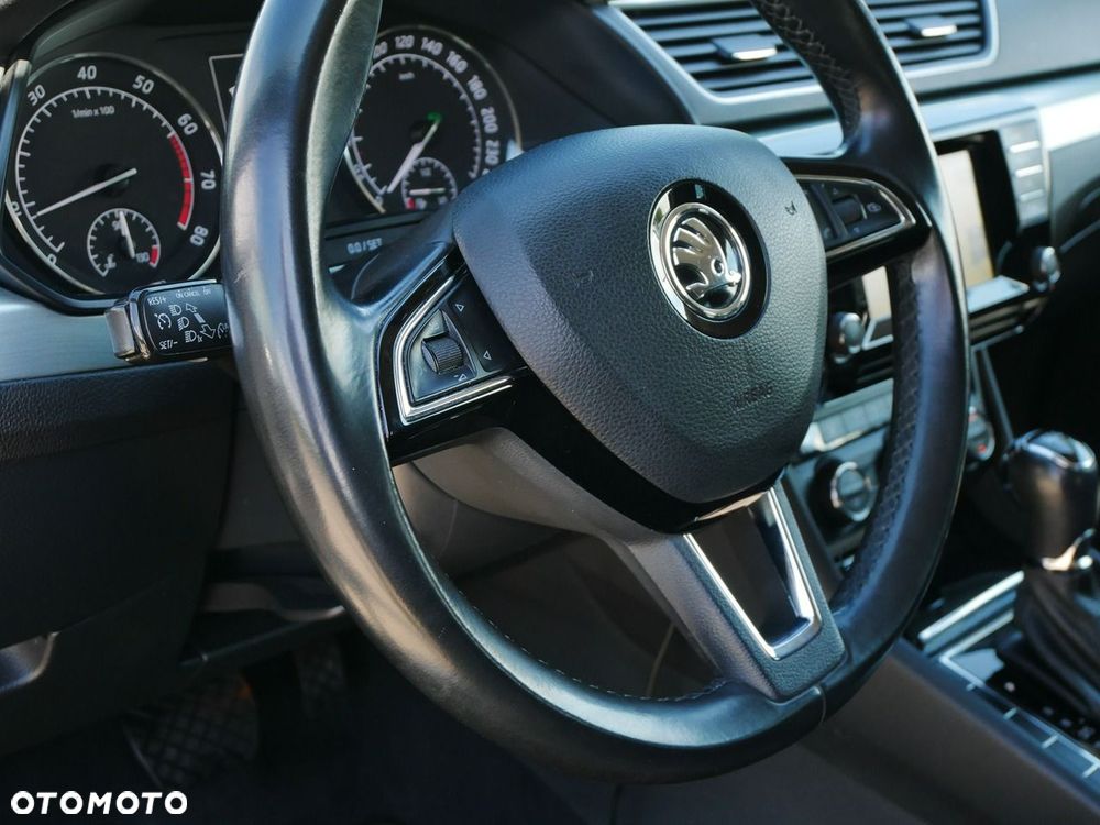 Skoda Superb 1.8 TSI DSG Ambition - 5