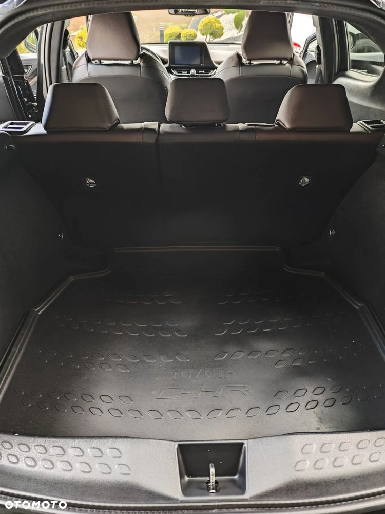 Toyota C-HR 1.8 Hybrid Prestige - 26