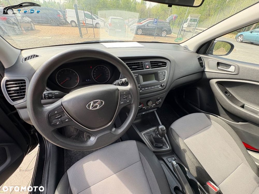 Hyundai i20 1.2 GO - 14