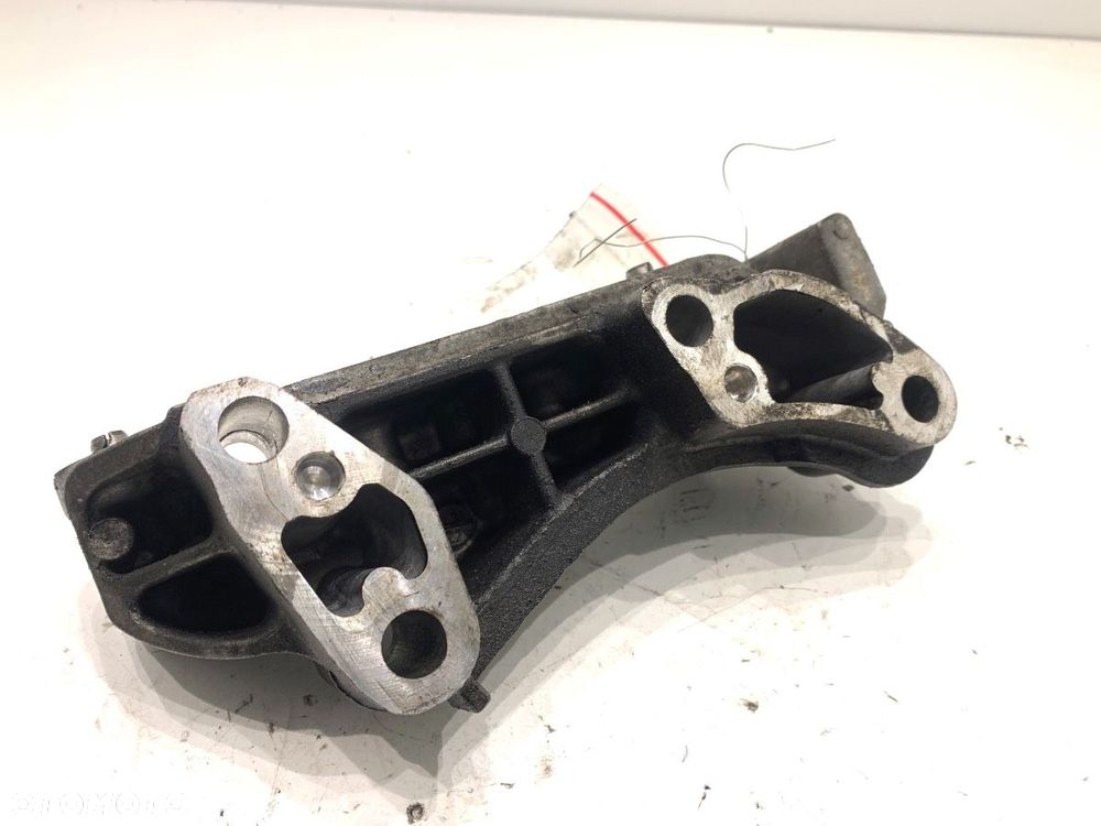 ŁAPA SILNIKA  PEUGEOT 308 SW II (LC_, LJ_, LR_, LX_, L4_) 2014 - 2021 1.6 BlueHDi 120 88 kW [120 - 3