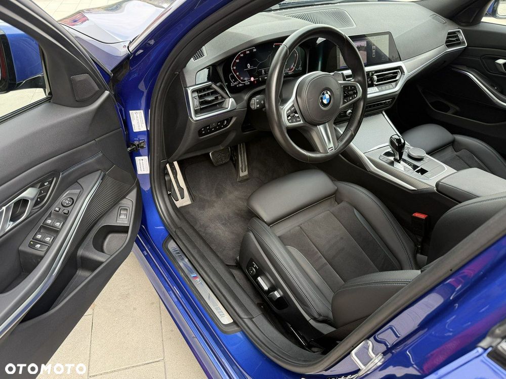 BMW Seria 3 320d xDrive M Sport sport - 11