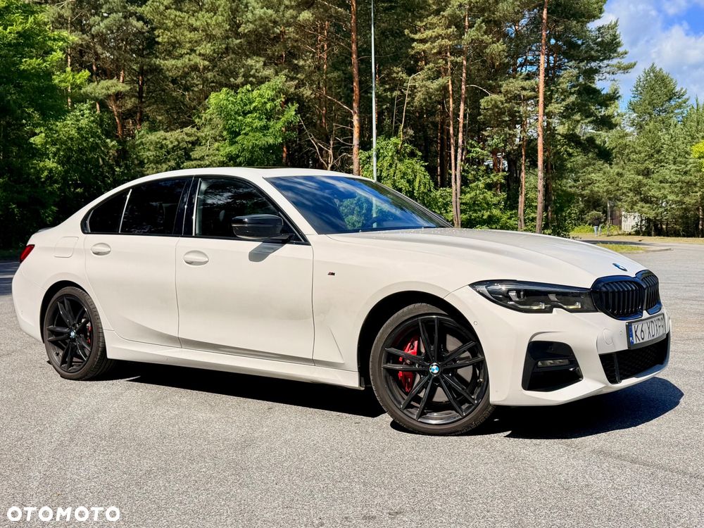 BMW Seria 3 330e xDrive M Sport sport - 8