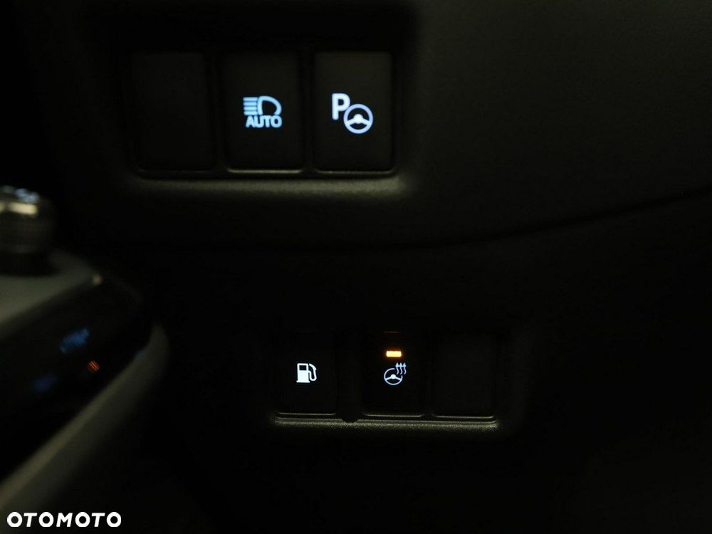 Toyota C-HR 2.0 Hybrid Executive - 34