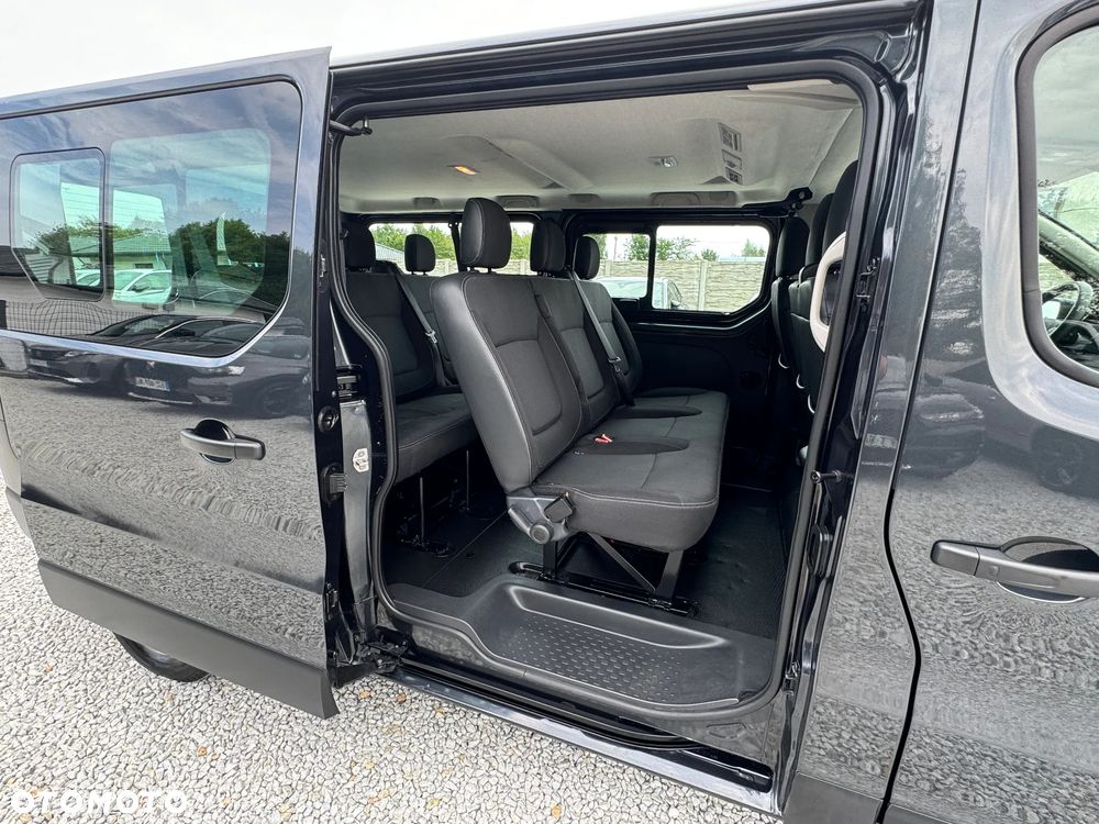 Renault Trafic - 25