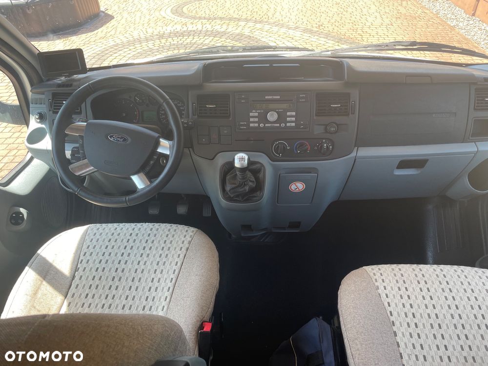 Ford Transit - 18
