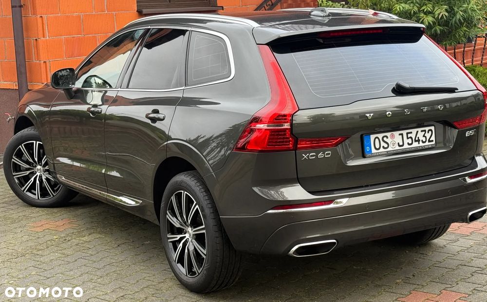 Volvo XC 60 B5 D AWD Geartronic Inscription - 4